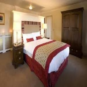 Hotel Bracken Court 4*